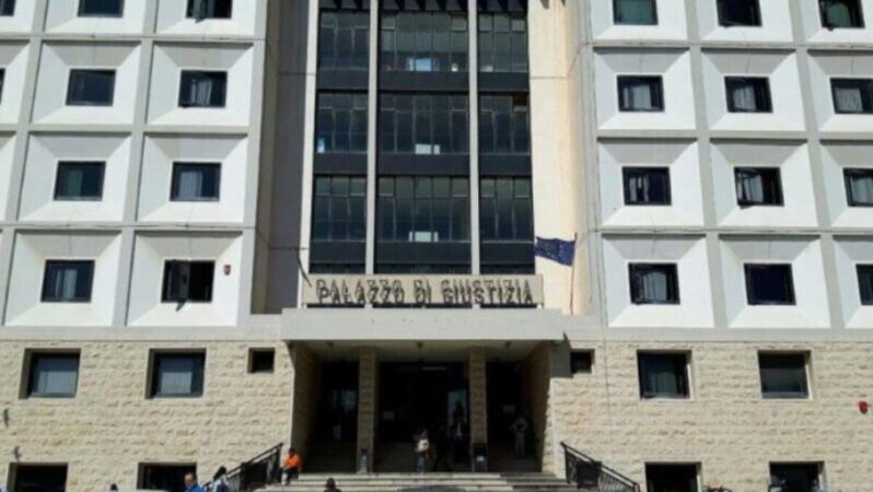Portopalo, rinviata l’udienza preliminare del sindaco Rocca e del suo vice Lentinello